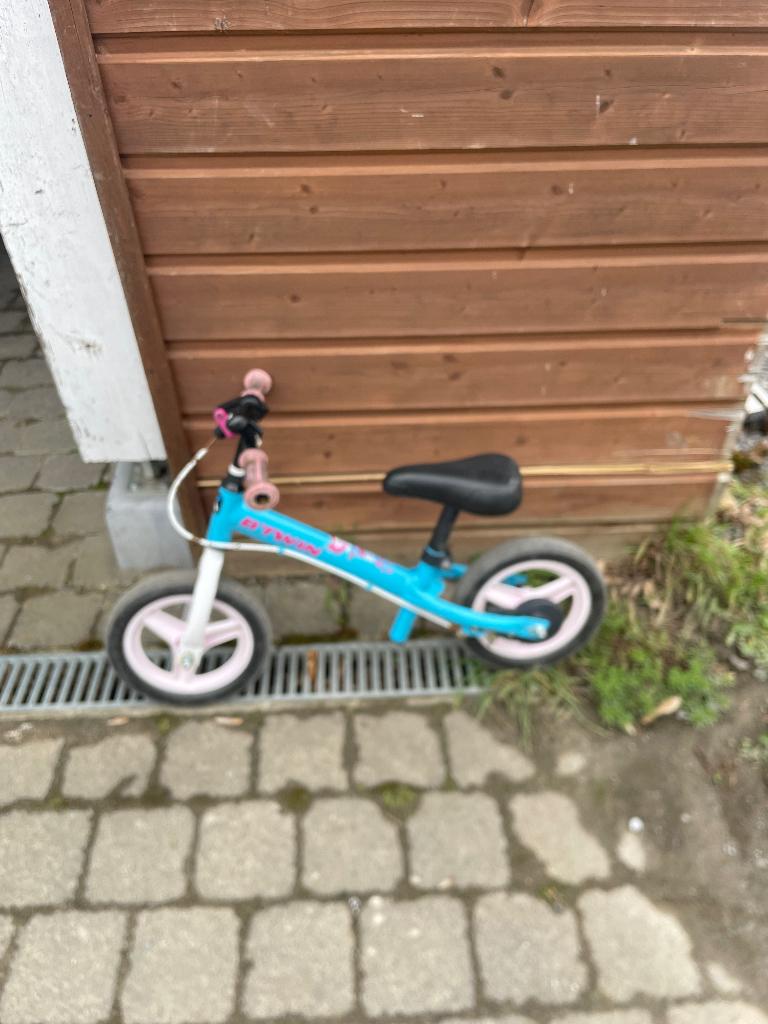 Draisienne Btwin, Enlèvement, Utilisé, Moins de 16 pouces, B-Twin