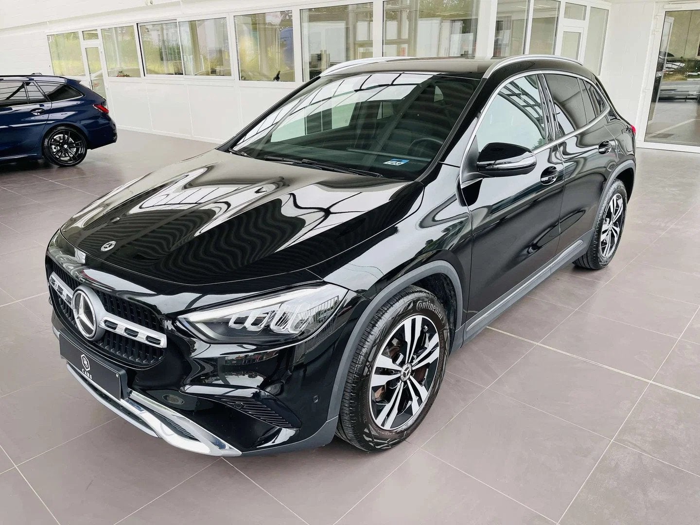 Mercedes-Benz GLA 180 i * GARANTIE + LED + GPS + CUIR + CAME, 100 kW, Achat, https://public.car-pass.be/vhr/1cfba5b0-e180-4327-81dd-d597576c3d88