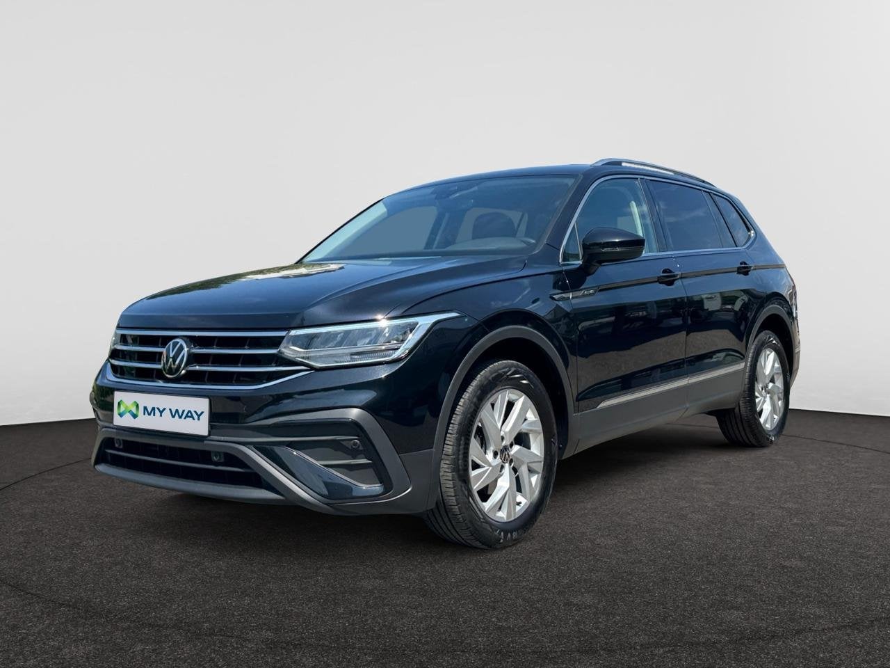 Volkswagen Tiguan Allspace 7pl 1.5 TSI Life Bus DSG, Automaat, Zwart, SUV of Terreinwagen, Tiguan