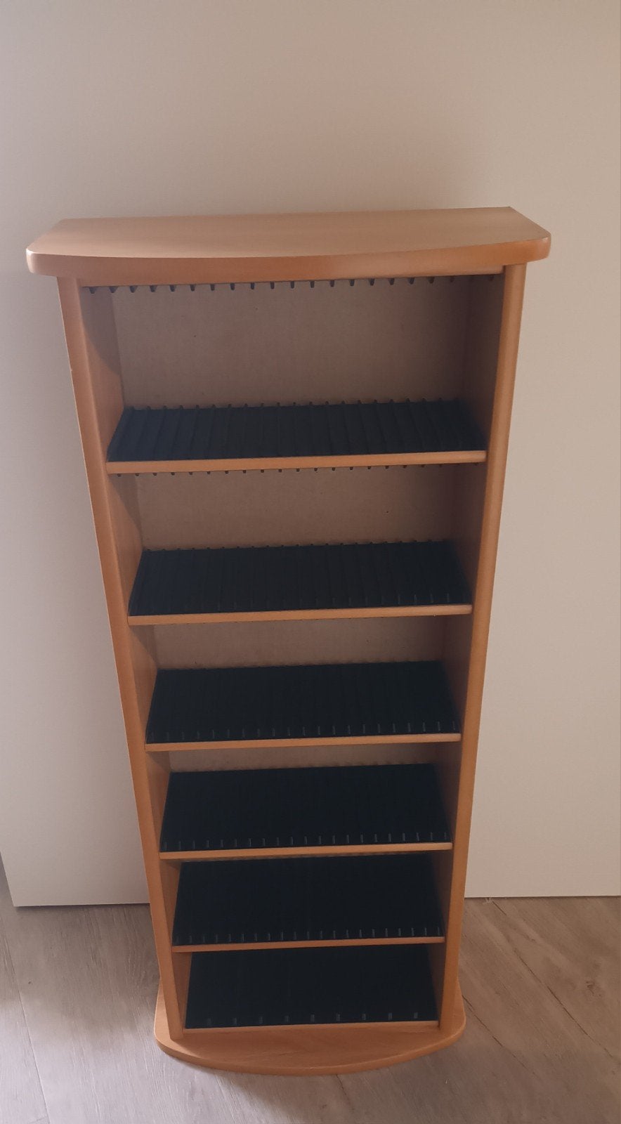 CD kastje, Huis en Inrichting, Woonaccessoires | Cd- en Dvd-rekken, Ophalen