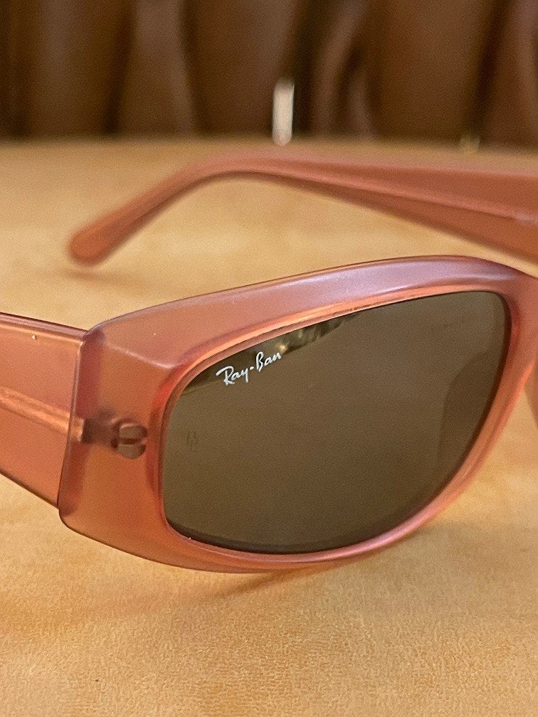 Vintage B&L Ray-ban Rituals Illusions zonnebril W2529 R03, Enlèvement ou Envoi, Rose, Comme neuf, Ray-Ban