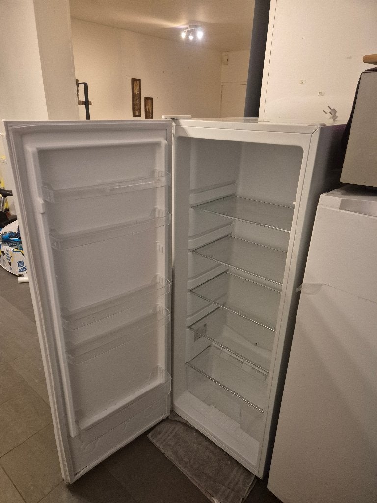 Koelkast, 140 à 160 cm, 45 à 60 cm, Envoi, Sans bac à congélation