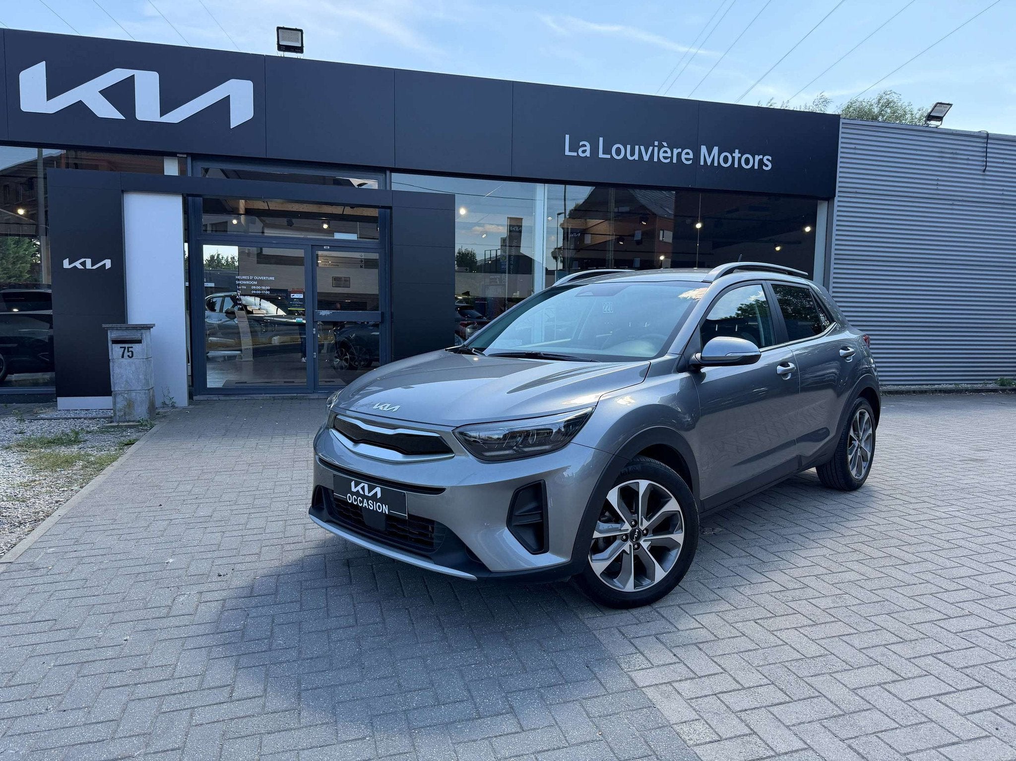 Kia Stonic Stonic 1.0 T Inspire ISG * CLIM * CAR-PLAY * CAME, Autos, 998 cm³, Euro 6, Entreprise, Boîte manuelle