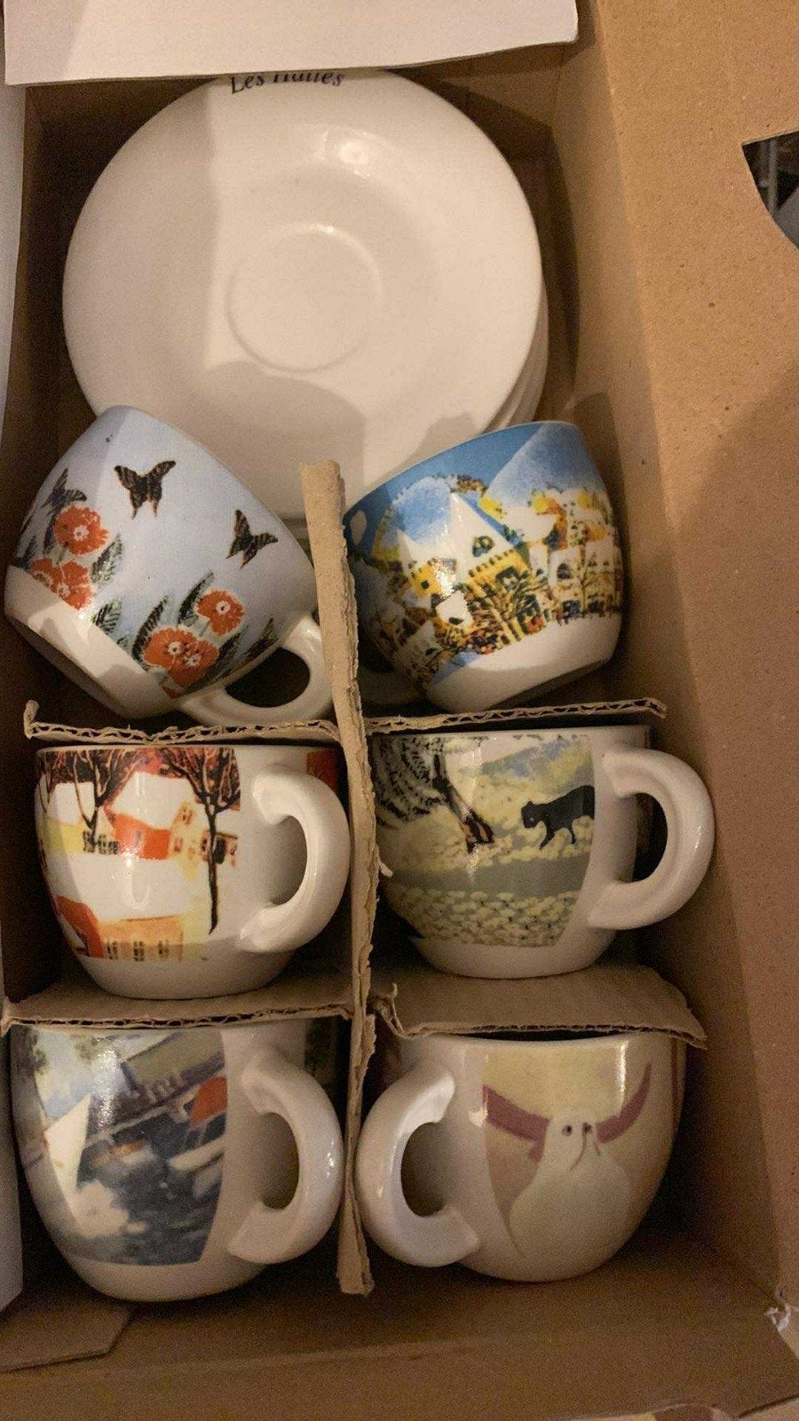6 tassen met bordjes, Ophalen