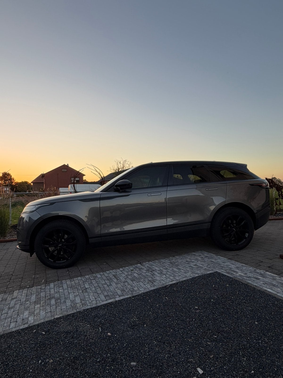 Range Rover Velar D180 AWD — 2018 — historique complet, Autos, Cuir, Euro 6, 5 portes, Automatique