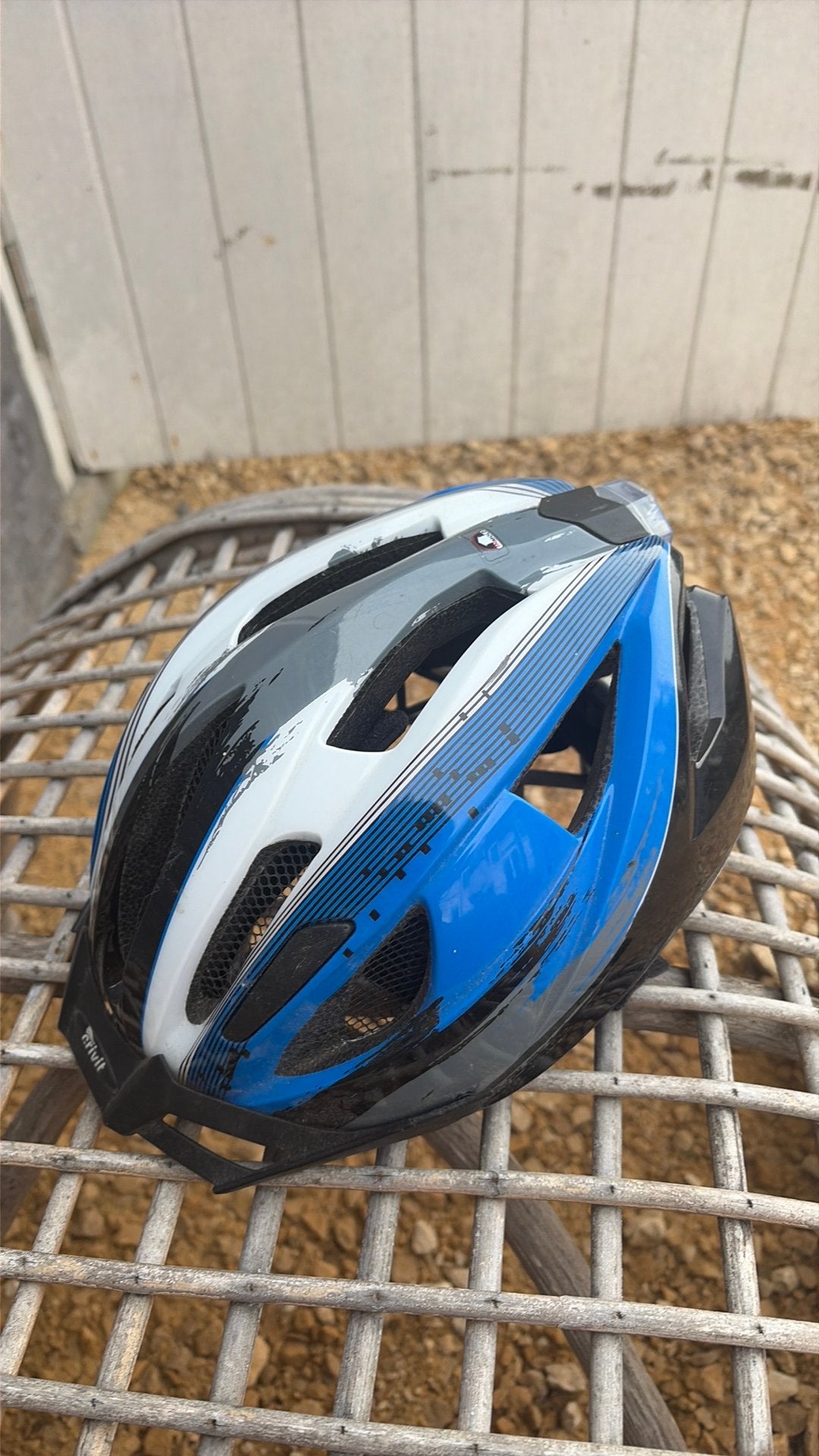 Kind fietshelm, Ophalen, Zo goed als nieuw