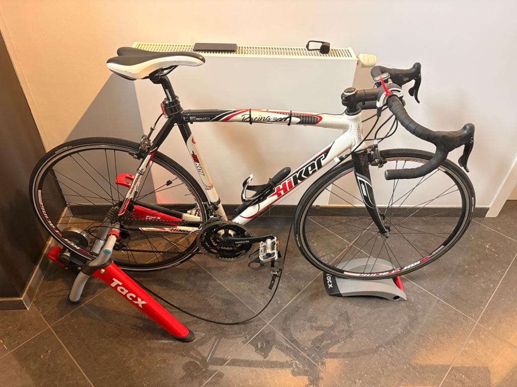 Hiker racing 3000 in zeer goede staat, Fietsen en Brommers, Ophalen, Zo goed als nieuw