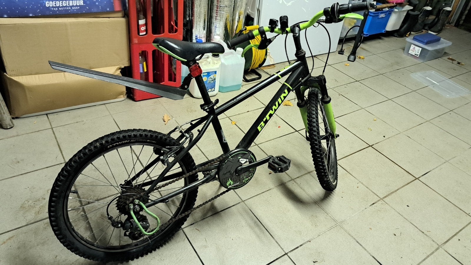 kinderfiets ,betwin ,groen en zwarte kleur., Vélos & Vélomoteurs, Enlèvement, Utilisé, Btwin