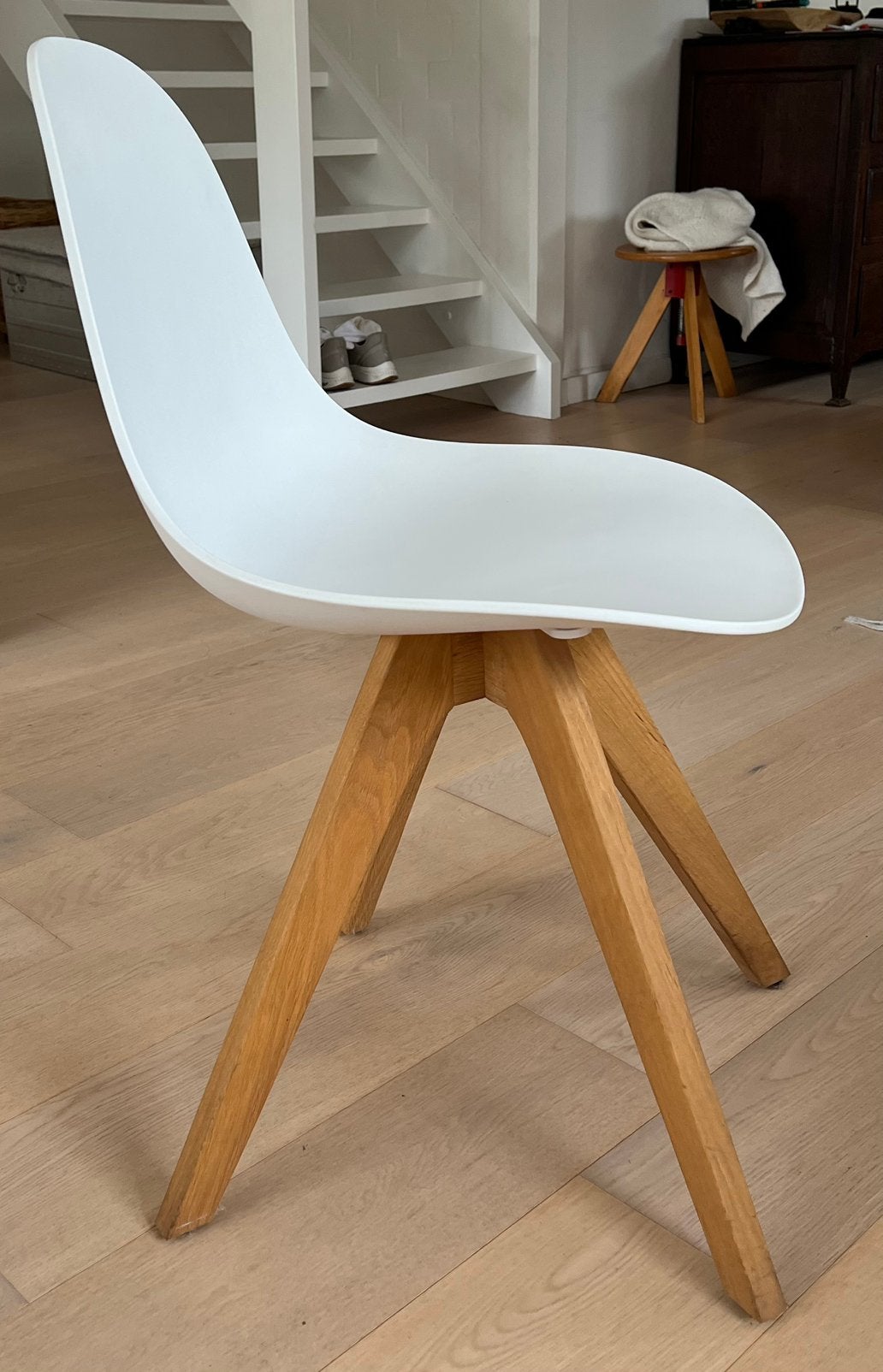 Eetkamerstoel Vasco, Huis en Inrichting, Wit, Scandinavische look, Zo goed als nieuw, Vijf, Zes of meer stoelen