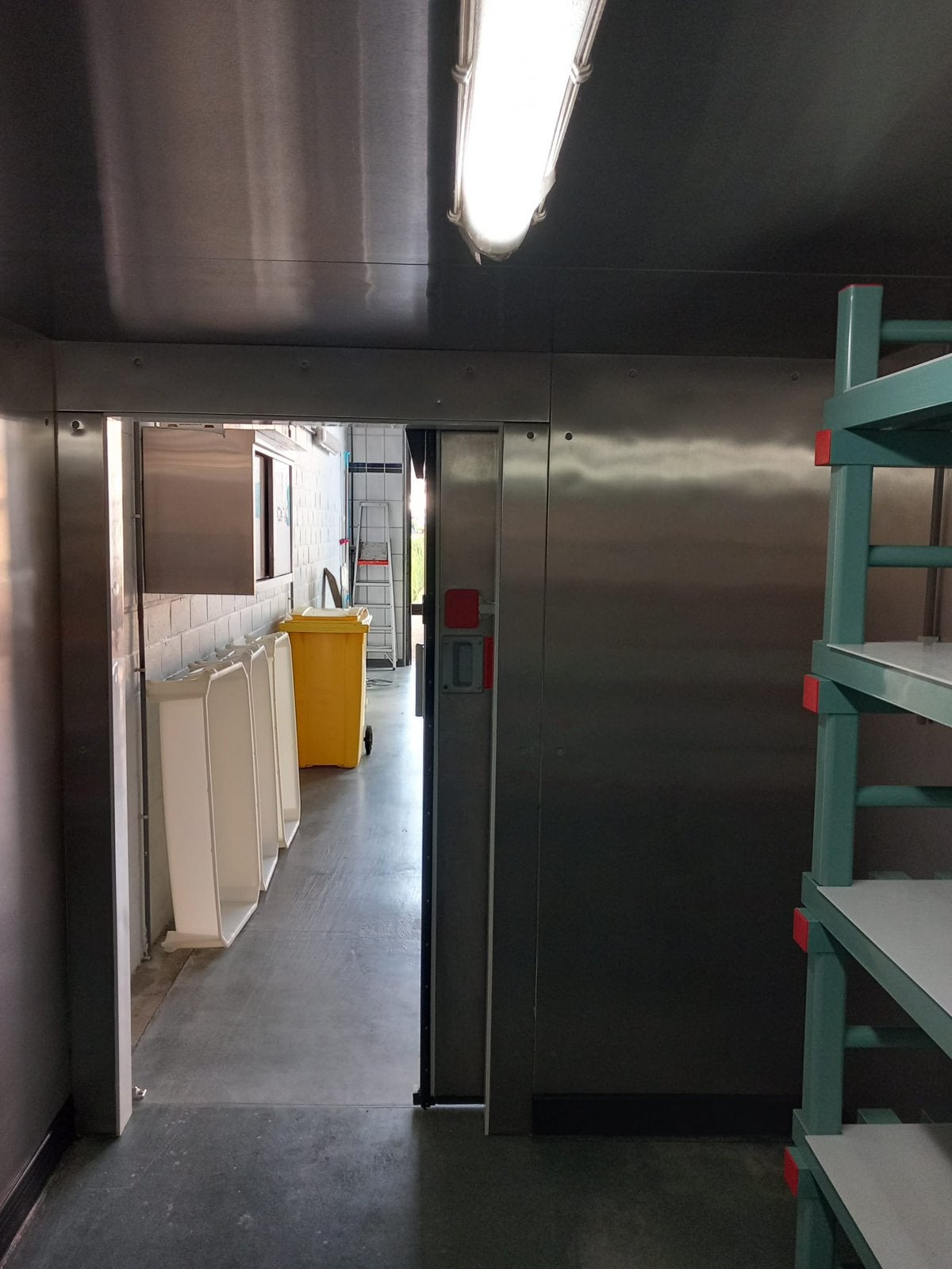 Industriële koelcel in prachtstaat, Zakelijke goederen, Horeca | Keukenapparatuur, Ophalen, Gebruikt, Koelen en Vriezen