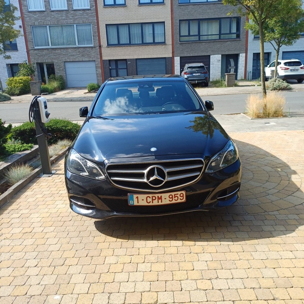 Mercedes-Benz E200 – Zwart, Euro 5, Achat, Noir, 5 portes