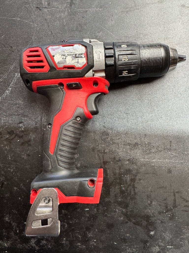 Perseuse visseuse Milwaukee M18 BPD, Enlèvement, Comme neuf, Foreuse et Perceuse