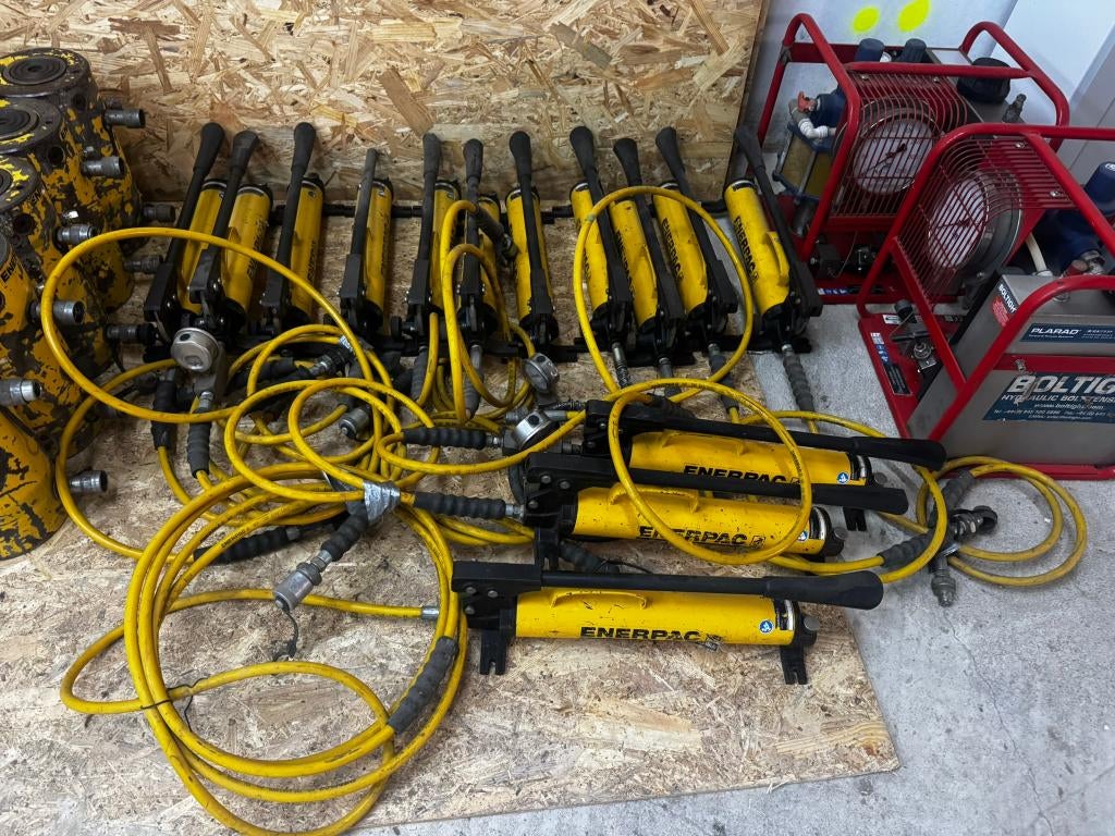 Originele Enerpac hydraulische pompen & cilinders – Getest, Zakelijke goederen, Machines en Bouw | Pompen en Compressoren, Ophalen of Verzenden