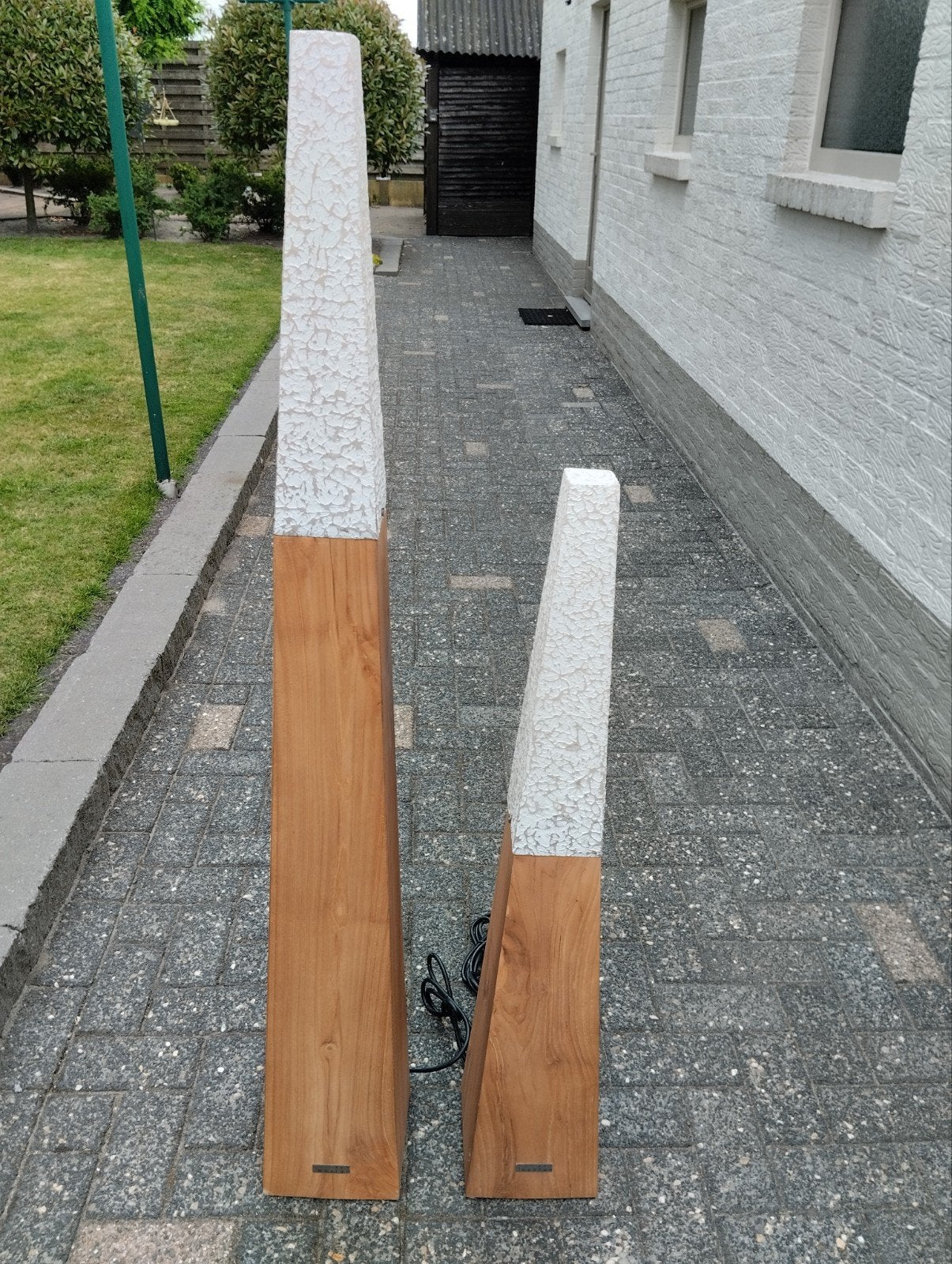 twee buiten lampen altijd in de veranda gestaan merk t desig, Tuin en Terras, Ophalen, Zo goed als nieuw, Hout