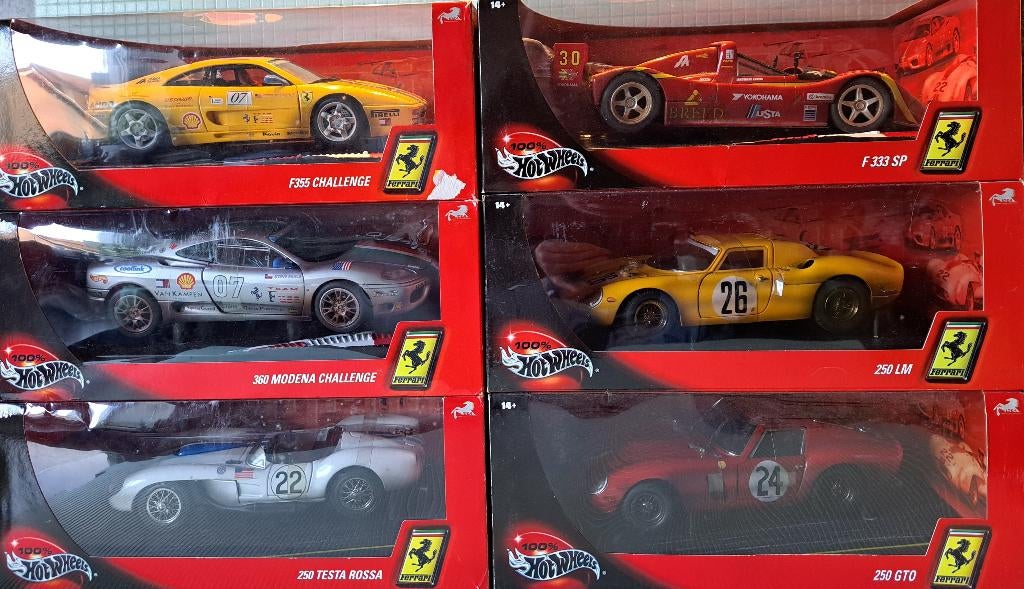 Hot Wheels Ferrari's 1/18 van Mattel, Enlèvement