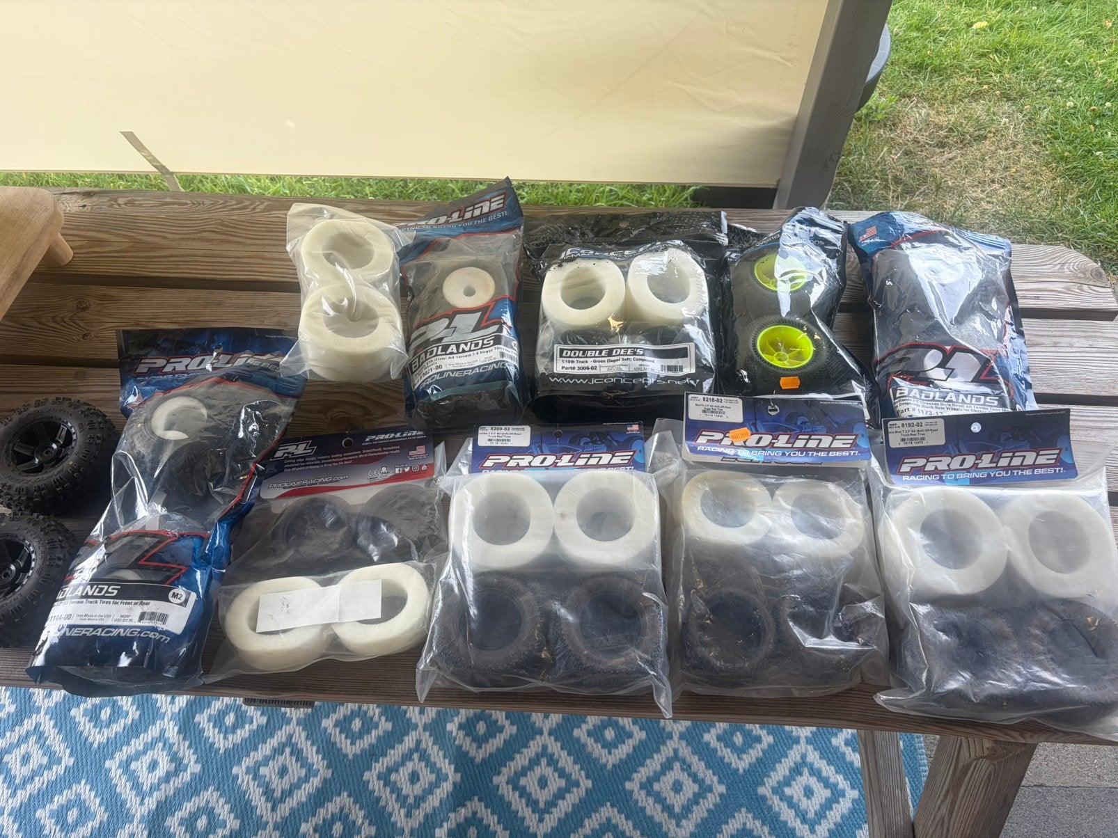 Lot nieuwe 1/10 offroad banden, Ophalen of Verzenden, Zo goed als nieuw