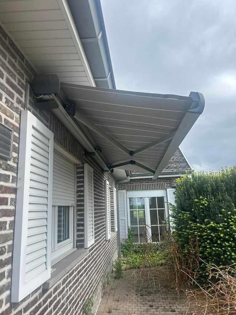 Zonnescherm, Tuin en Terras, Ophalen, Zo goed als nieuw, 250 cm tot 450 cm