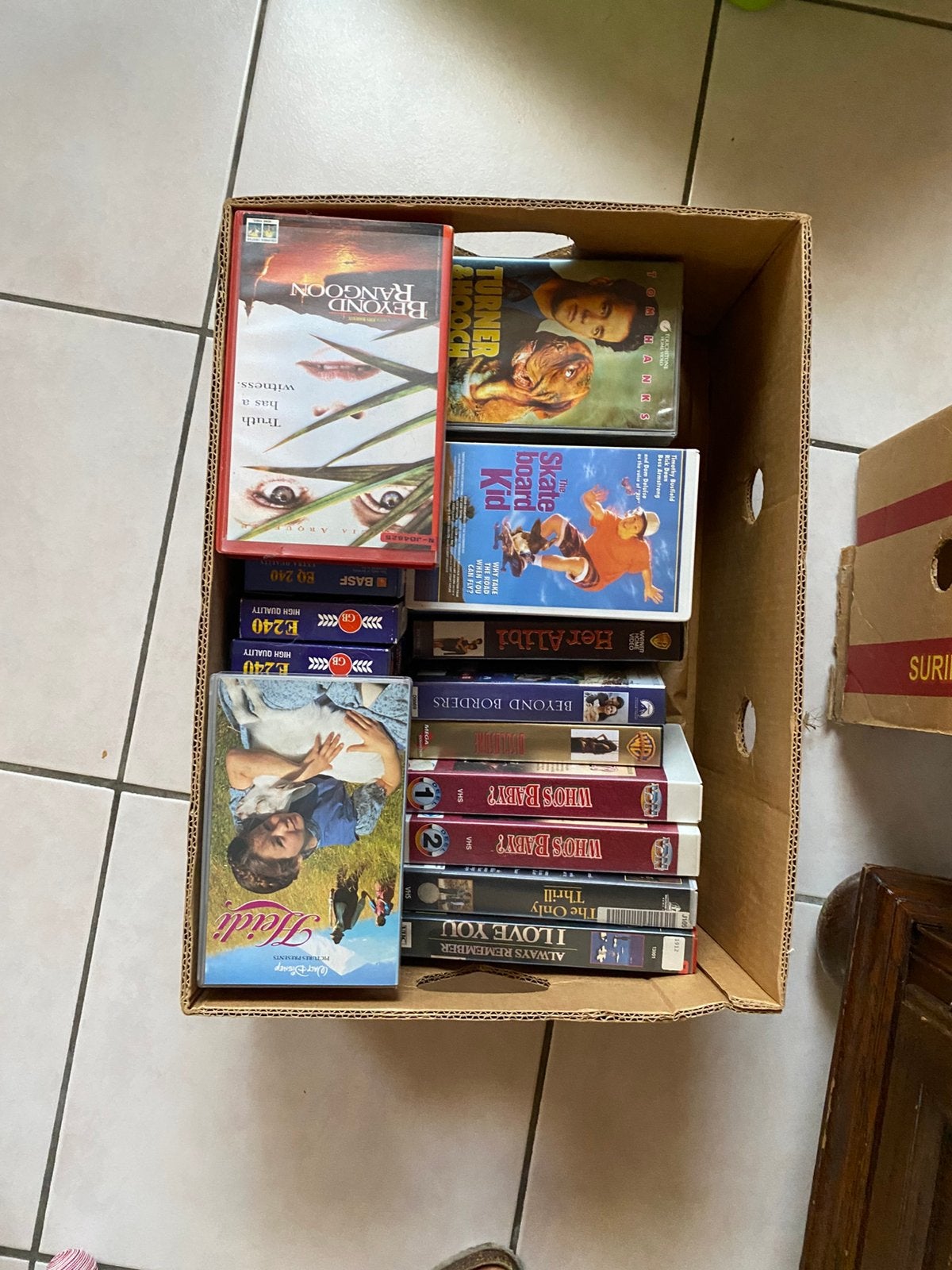 Doos VHS cassettes alles in 1 keer lee te nemen, Cd's en Dvd's, Ophalen, Gebruikt, Overige typen, VHS