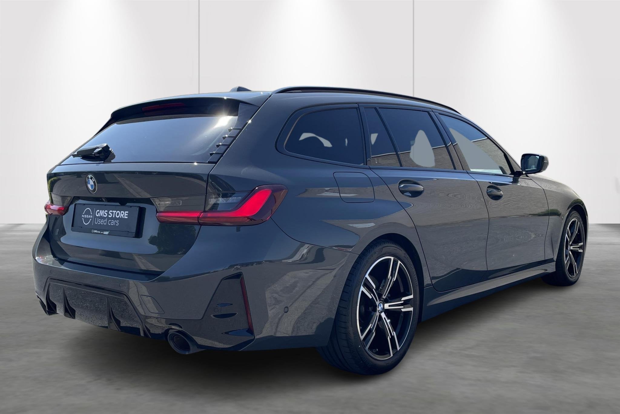BMW 3 Reeks Touring 320i (135 kW) M-SPORTS PACK, Auto's, Automaat, 135 kW, 4 cilinders, 1645 kg
