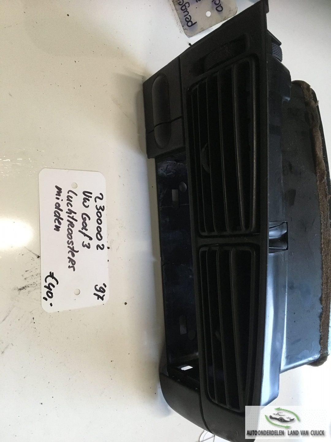 Vw Golf 3 1996 1.8 Luchtroosters midden met radioframe, -, Utilisé, -, -