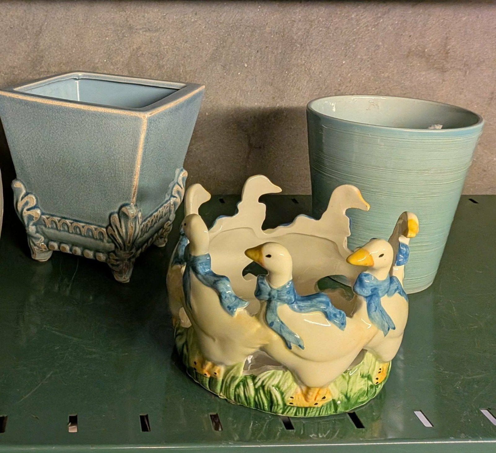 Vintage ganzencirkel bloempot (15€) + 1 aan 8€ + 1 aan 2€, Tuin en Terras, Ophalen