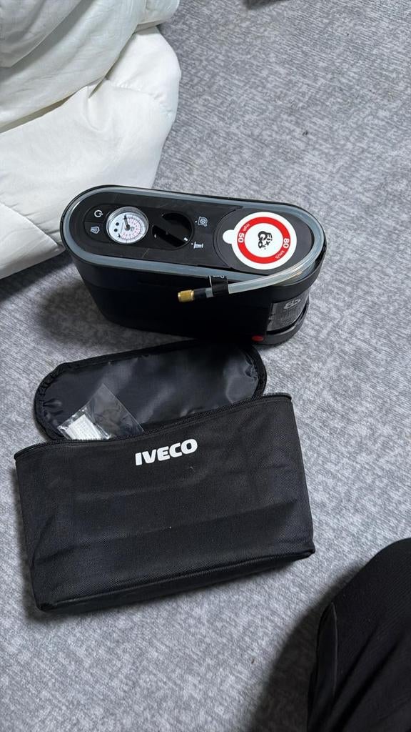 Iveco compresseur margue iveco ouirginale nouvelle