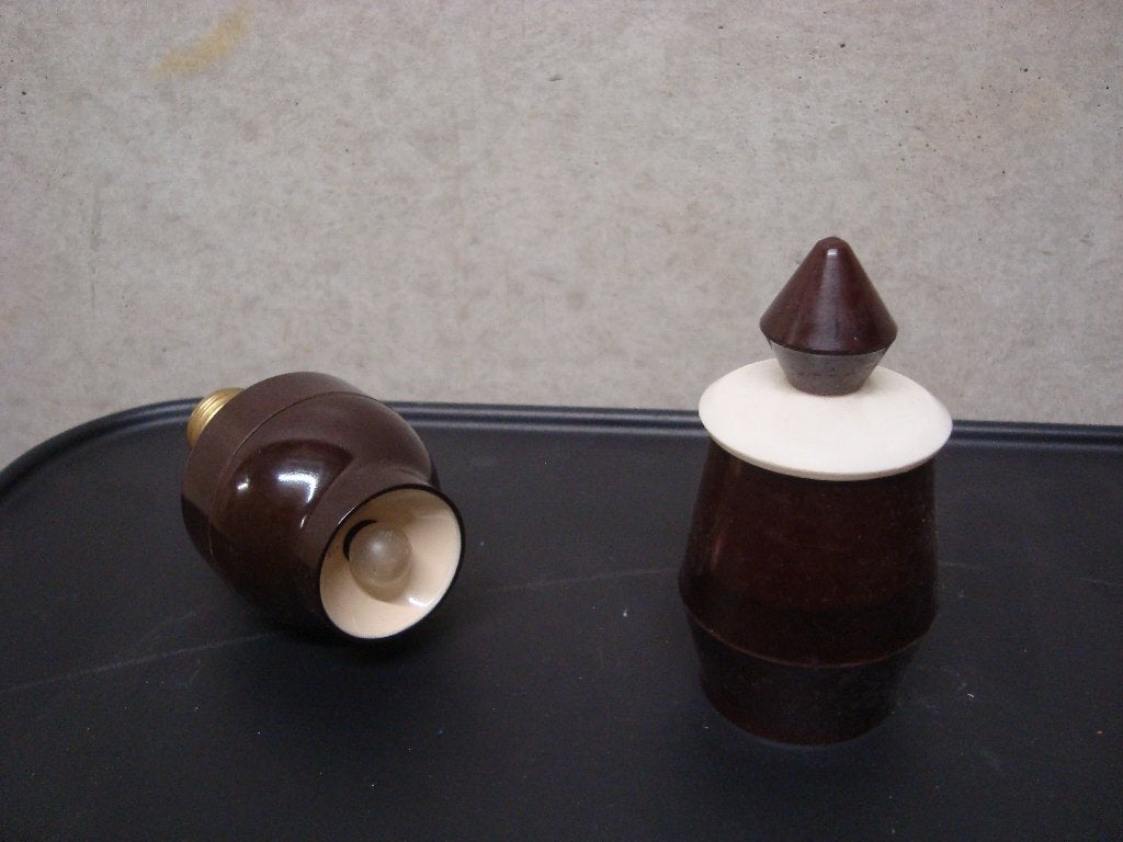 2 objets bakelite ( testeur ampoules + pot moutarde ), Antiquités & Art, Enlèvement