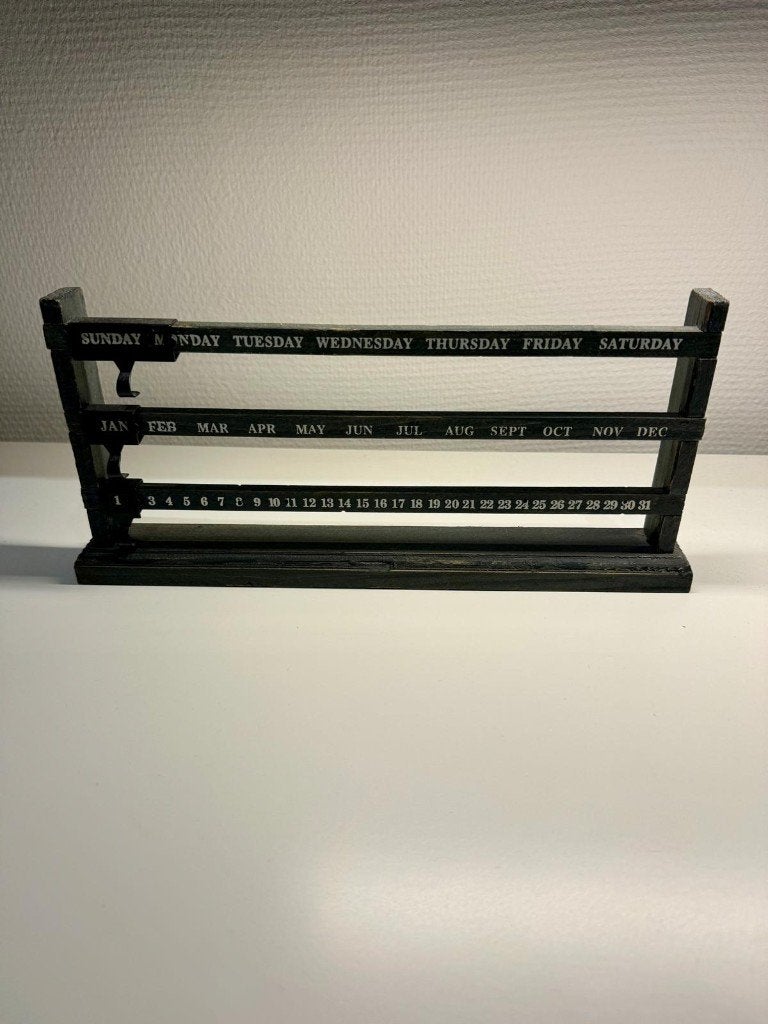 Calendrier perpétuel en bois - Design rustique et élégant, Enlèvement