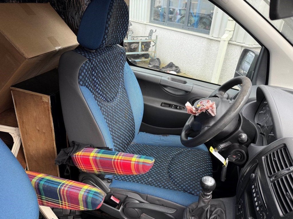 STOEL LINKS VOOR Fiat Scudo (270) (01-2007/07-2016), Auto-onderdelen, FCA Germany GmbH, Gebruikt, IPC D1-09 Bahnhofsplatz
65423  Rüsselsheim am Main, DE