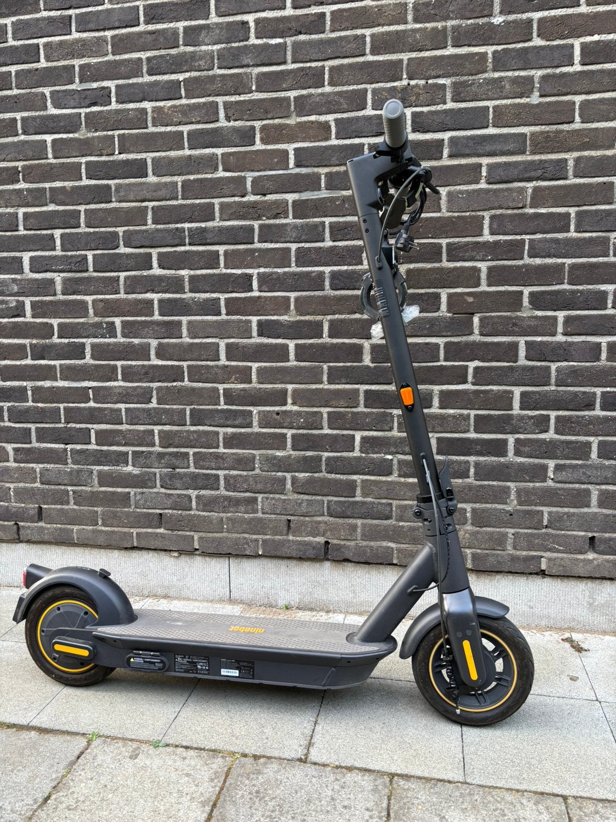 Ninebot Max G30 Nieuwstaat, Fietsen en Brommers, Steps, Ophalen, Zo goed als nieuw, Elektrische step (E-scooter)