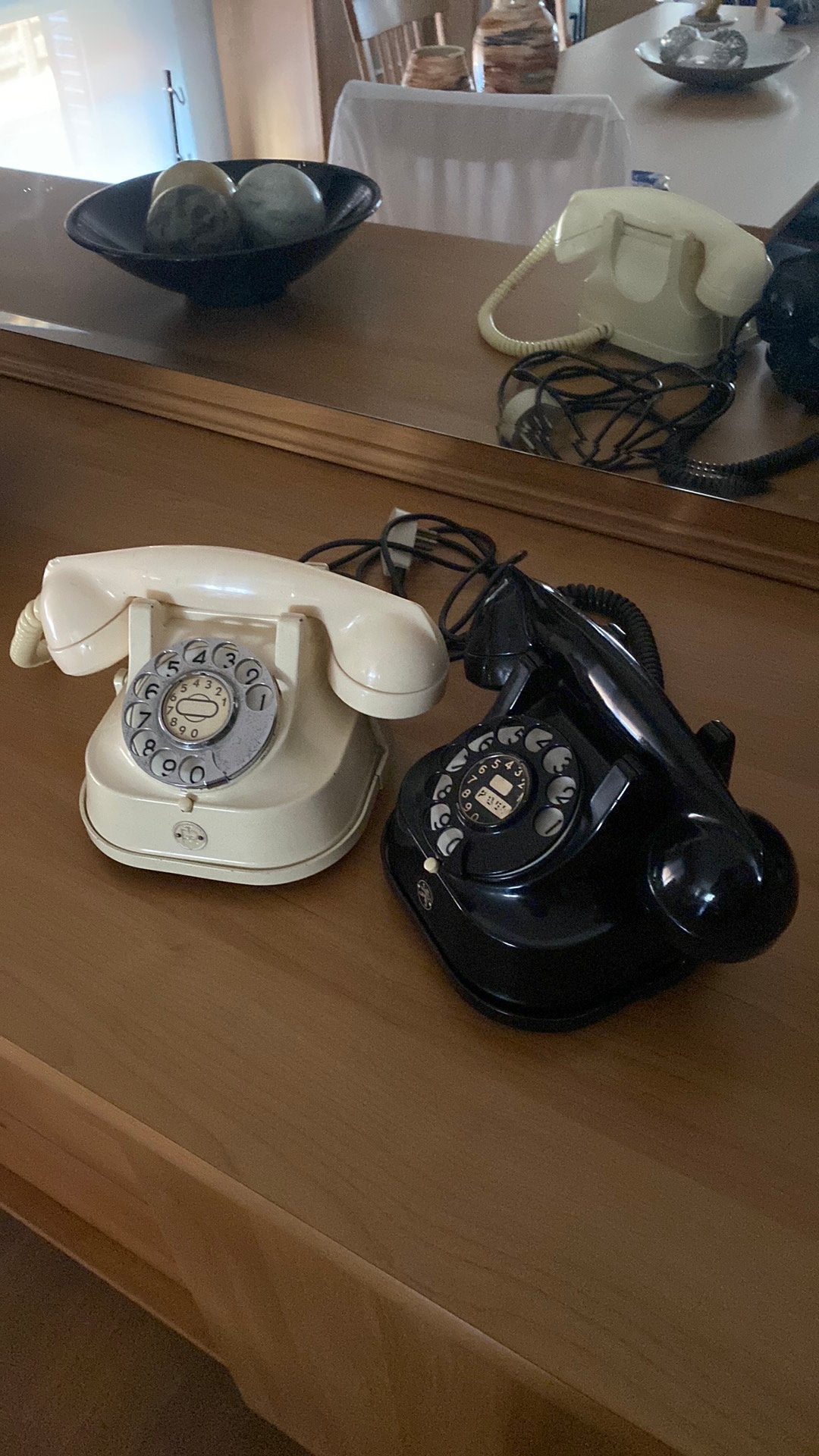 Antieke telefoons twee stuks in mooie staat., Telecommunicatie, Ophalen, Zo goed als nieuw