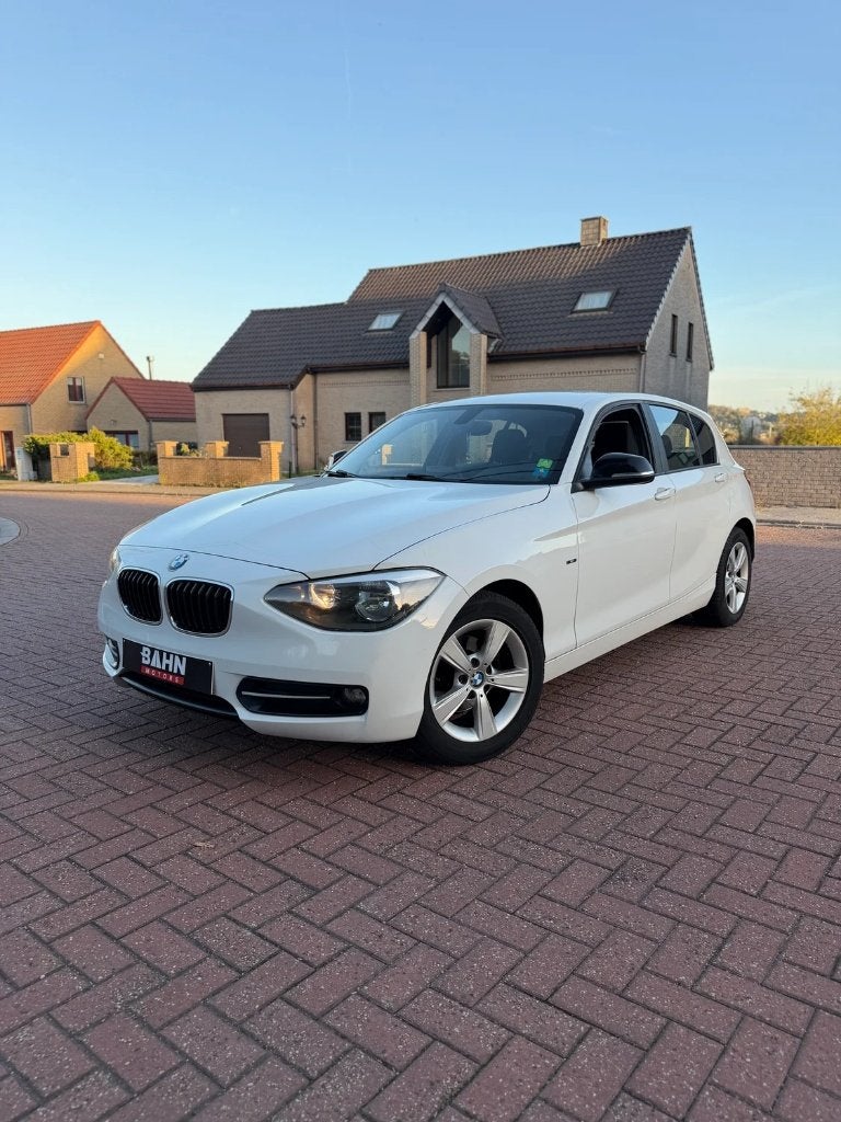 BMW  Serie 1 Pack Sport!, Autos, Achat, Entreprise, Boîte manuelle, Diesel