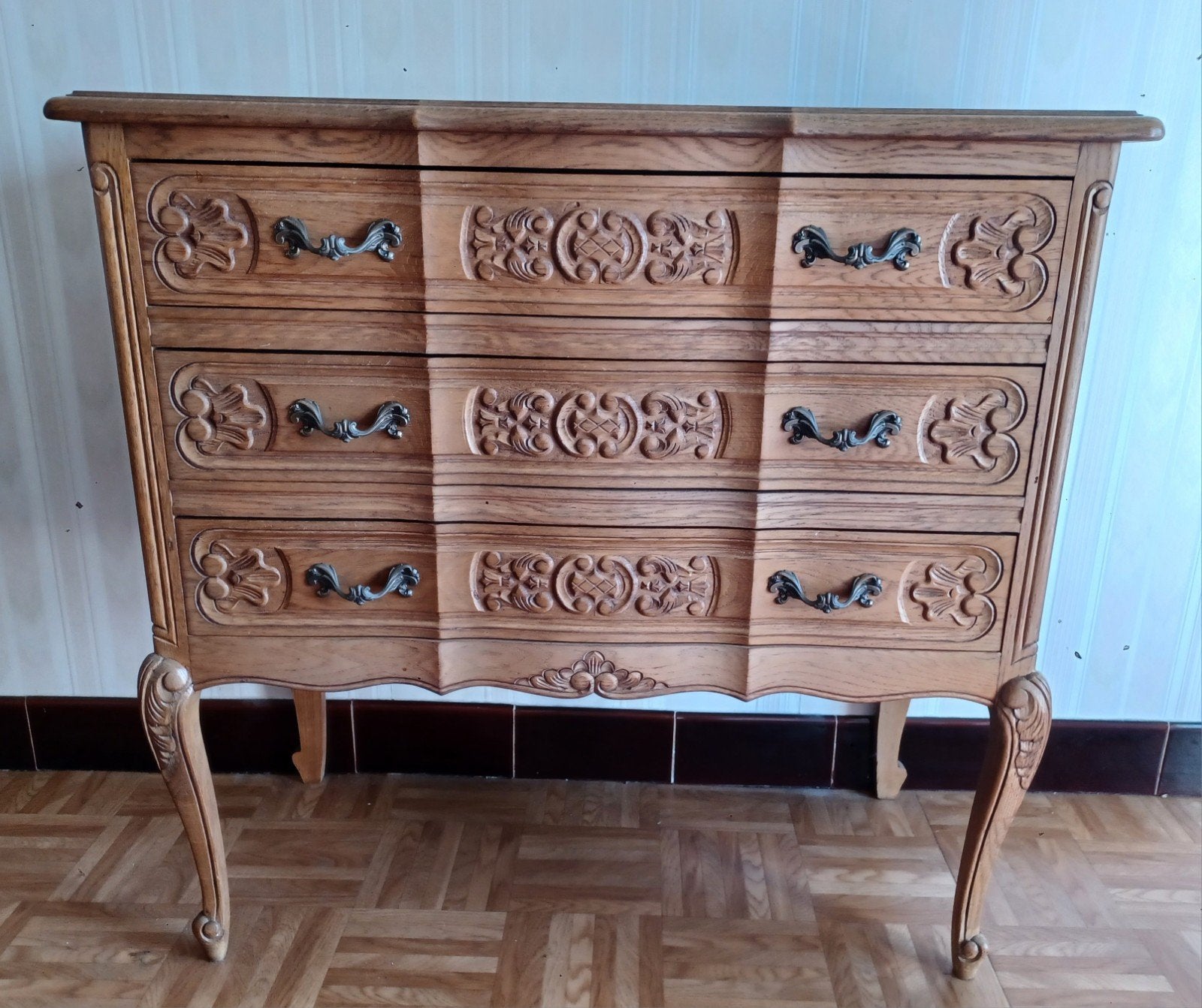 Commode in Louis XV - stijl., Ophalen