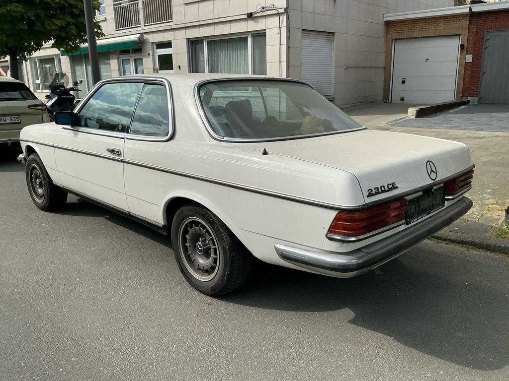 Mercedes-Benz Coupé 230CE Oldtimer, Auto's, Automaat, Mercedes-Benz, Bedrijf, Coupé