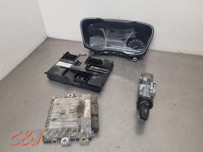 Kontaktslot + computer van een Ford Transit Custom, Gebruikt, -, -, Ophalen of Verzenden