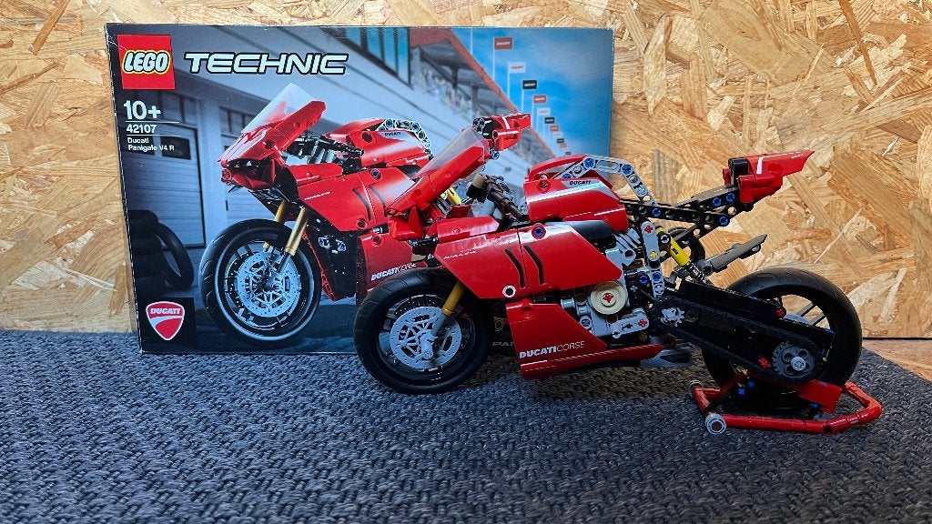 Lego Ducati Panigale V4 R 42107, Ophalen, Inclusief instructies, Lego, Zo goed als nieuw