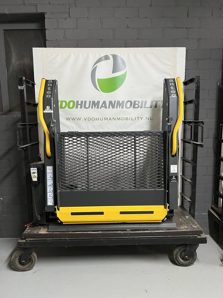 Anteo rolstoellift lift invalide rolstoelauto rolstoelbus, -, Utilisé, -, -