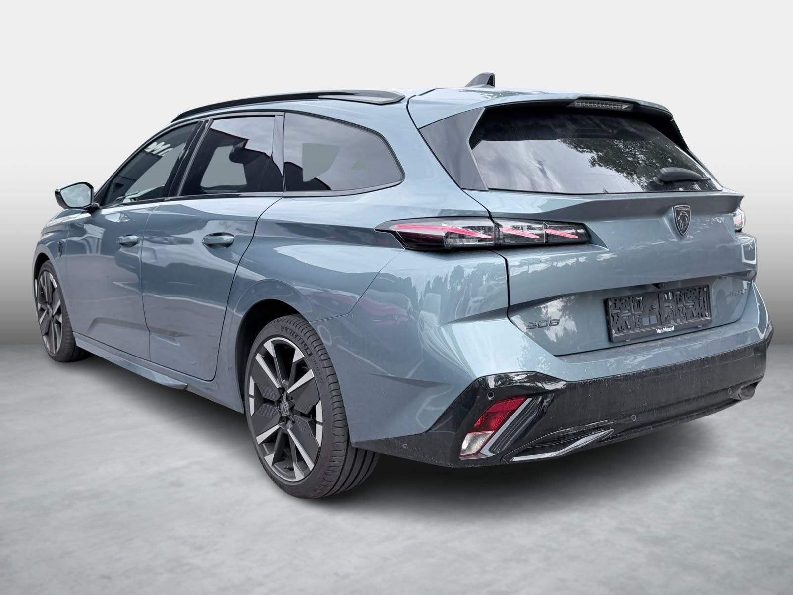Peugeot 308 SW 1.2 HYBRID 145 e-DSC6 GT Exclusive, Auto's, Dealer onderhouden, Gebruikt, Zwart, https://public.car-pass.be/vhr/0274a32d-c92a-447b-bb51-8a8a2fc9d48b