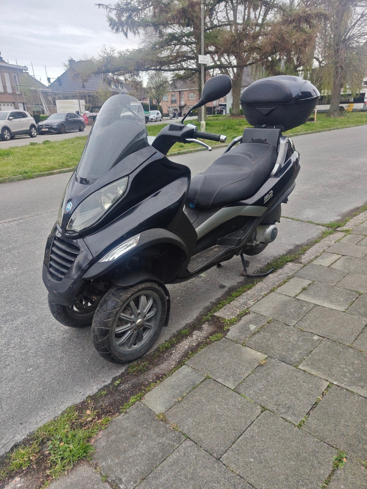 Piaggio MP3 125cc slechts 6800kms  levering mogelijk, Motoren, Motoren | Piaggio, Bedrijf, Gebruikt, Ophalen of Verzenden