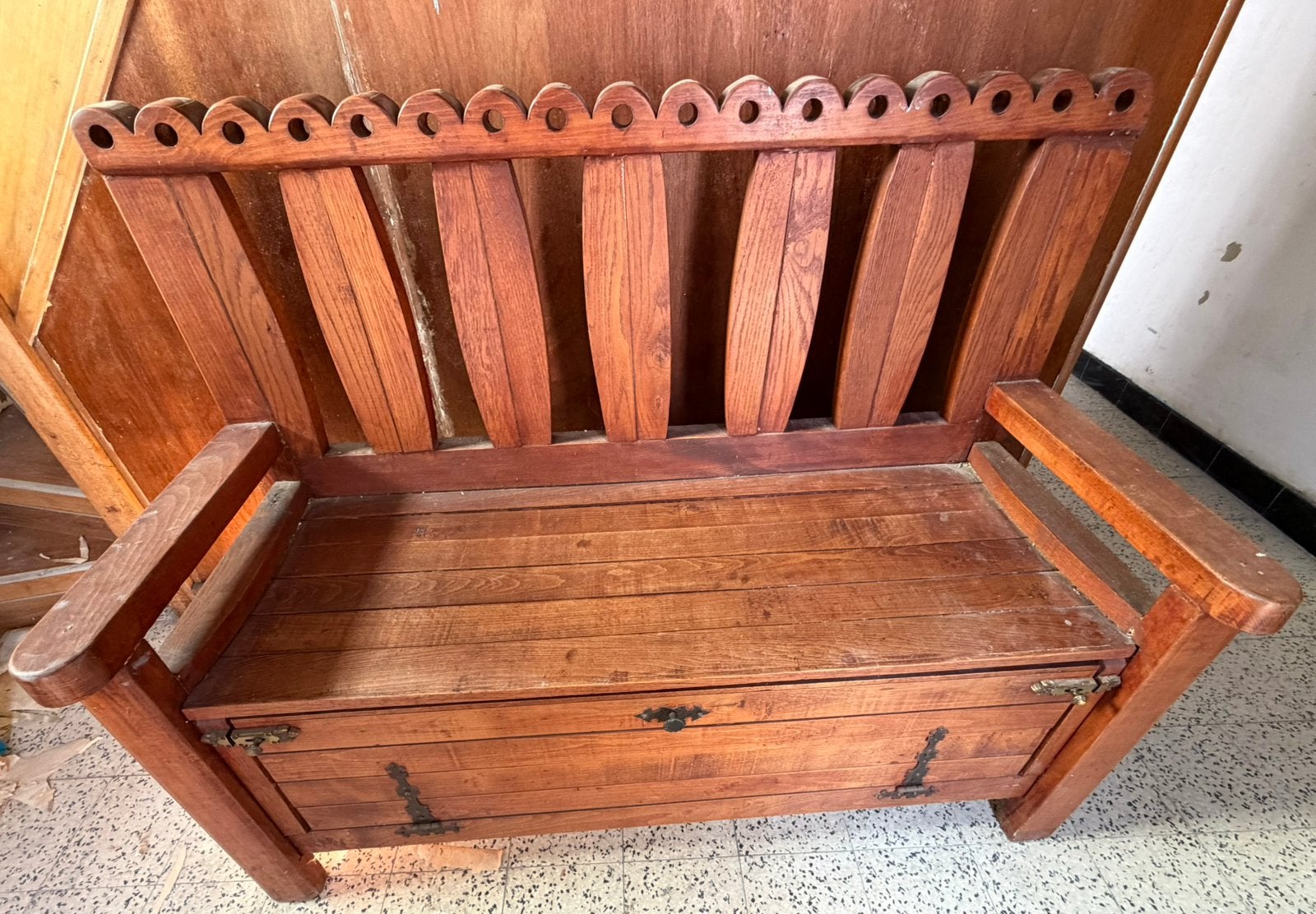 Aziatische stijl, hardhouten bank met opbergruimte, Tuin en Terras, Tuinbanken, Ophalen, Gebruikt, Hout