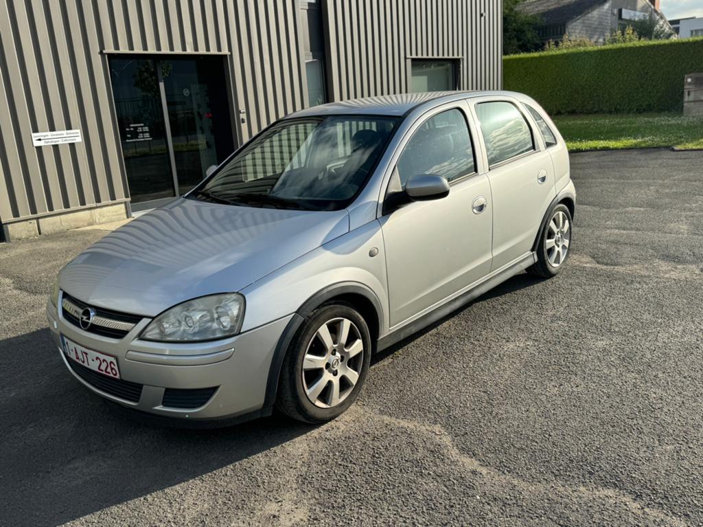 Opel Corsa 1.3 diesel Airco, Auto's, Opel, 4 deurs, Bedrijf, Parkeersensor, Euro 4
