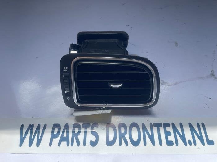 Grille aération tableau de bord d'un Volkswagen Polo, Volkswagen, -, 3 mois de garantie, Utilisé