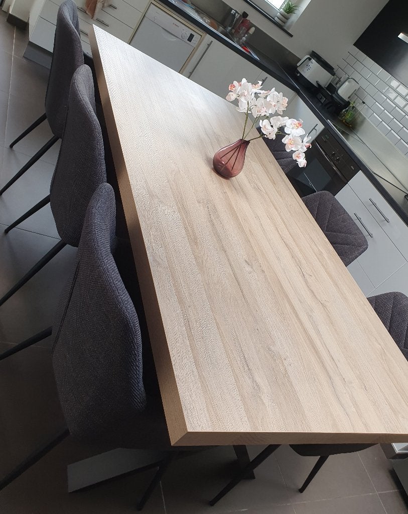 Eettafel en eetstoelen in perfecte staat, Ophalen
