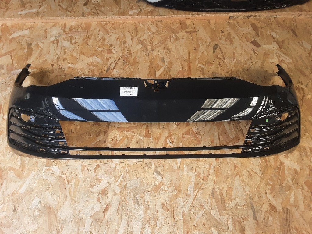 PARE-CHOCS AVANT Volkswagen Golf VIII (CD1) (5H0807221H), Pare-chocs, Volkswagen, Mevr. I. Hauben, Utilisé