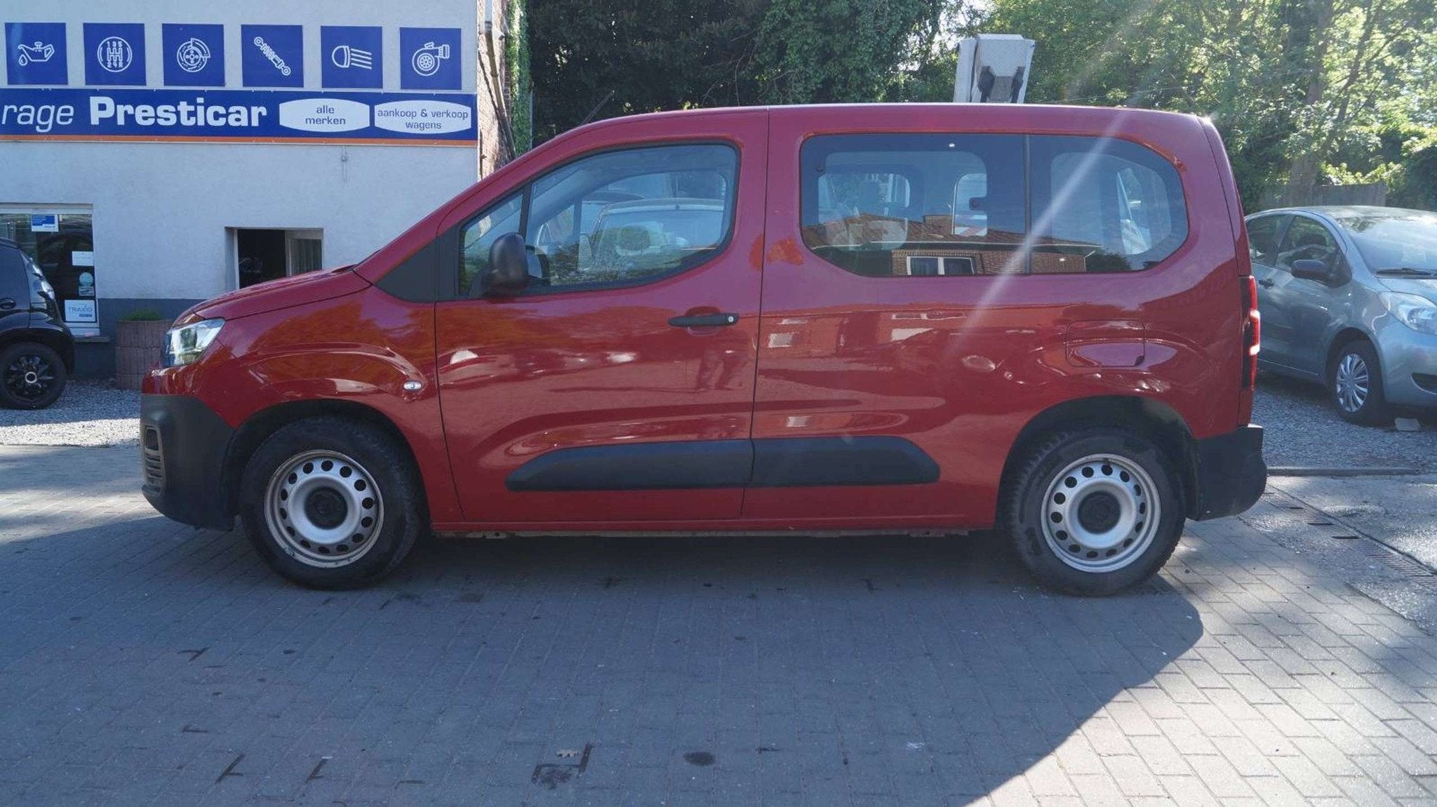 Citroën Berlingo, Rouge, 75 kW, Achat, Entreprise