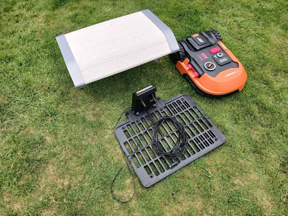 Tondeuse robot WORX LANDROID 500m², Jardin & Terrasse, Enlèvement, Utilisé, Moins de 20 cm, Contrôlable via l'application
