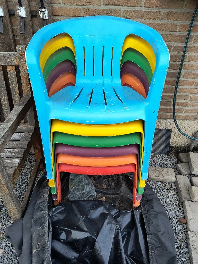 Gekleurde tuinstoelen, Ophalen, Gebruikt, Plastic, Stapelbaar