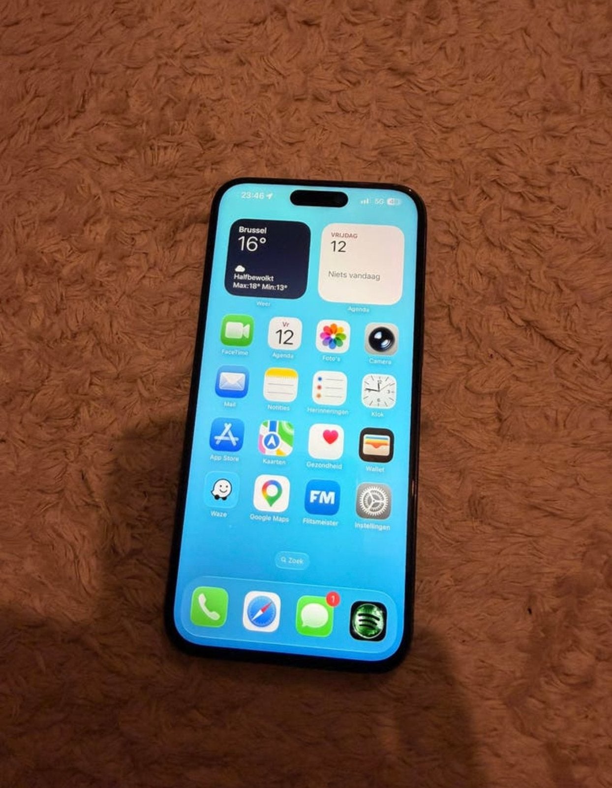 Échangez ou achetez un iPhone 15 pro max, Enlèvement ou Envoi, Comme neuf, IPhone 15