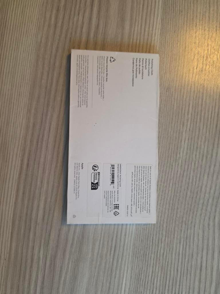 Apple Polishing Cloth with warranty and box, Computers en Software, Overige Computers en Software, Ophalen of Verzenden, Zo goed als nieuw