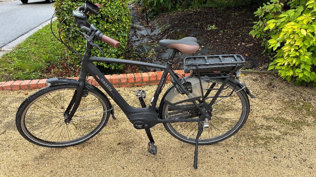 Vélo électrique Gazelle Orange C8 HMD pour homme, Vélos & Vélomoteurs, 50 km par batterie ou plus, Comme neuf, Gazelle, Enlèvement